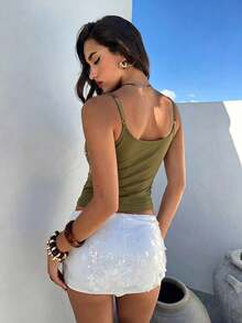 Aloruh 女款新款日常街頭風性感蕾絲與亮片拼接細肩帶背心上衣 - 軍綠色 - 查看 6