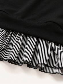 LUMIGAL Gaun Sweatshirt Wanita Hitam Bergaris Patchwork dengan Hiasan Ruffle di Bagian Bawah dan Tali Serut - Hitam - View 5