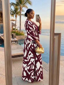 SHEIN Lady Plus Size Vacation Fashion All-Over Print High Slit Dress - Burgundy - View 2