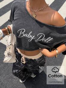 Muchica 女款露肩深灰色圖案短版上衣 夏季休閒街頭風 雪洗短袖 T-shirt 夜生活度假 Y2K 風格 - 黑色 - 查看 1