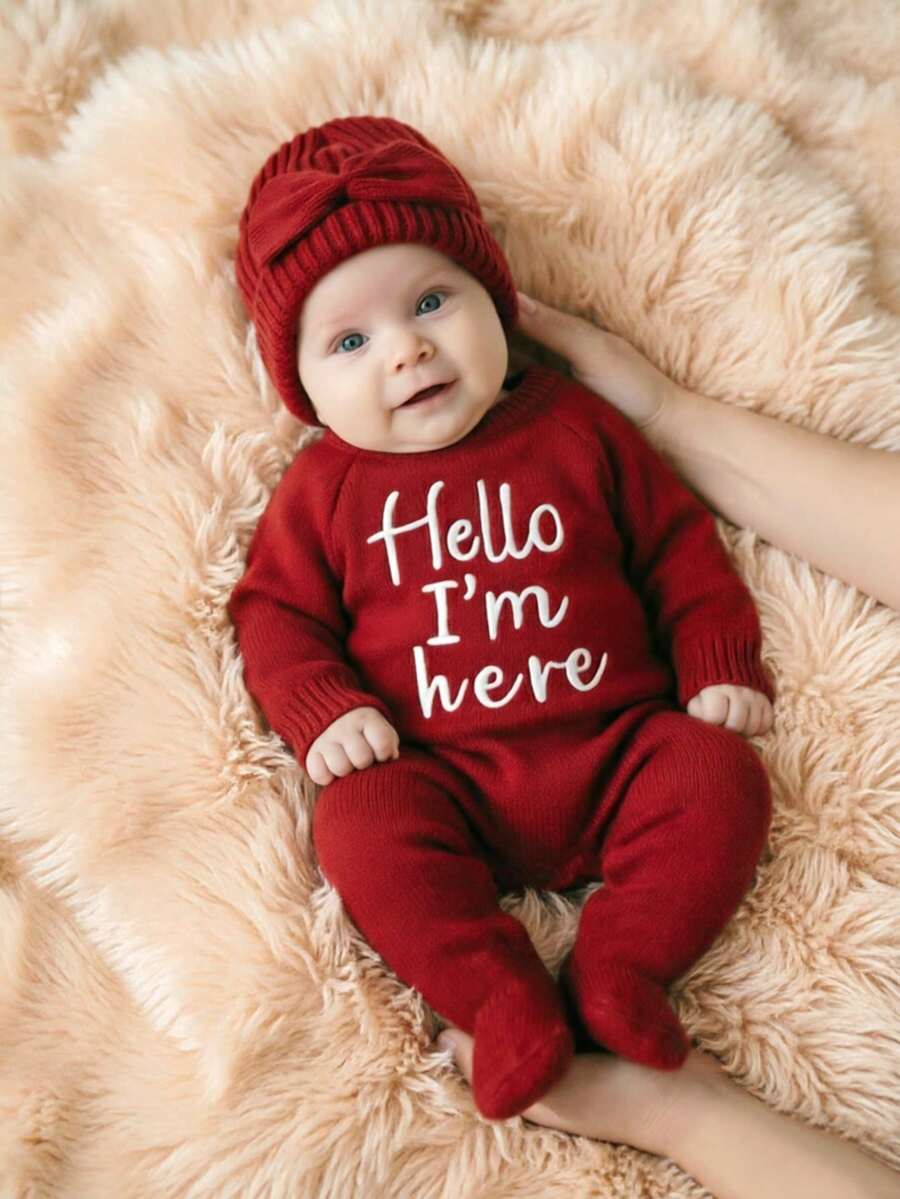 SHEIN HELLO World 新生兒攝影服裝 紅色針織嬰兒連身褲 腳套式連身衣 出生公告 紅黑配色 秋季可愛款