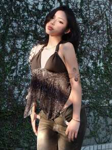 Grunge Punk ROMWE X Isabelle Nguyen Spring/Summer Carnival Party Vacation Leopard Summer Music Festival, Exotic Vintage Leopard Printing Rhinestone Metal Chain Necklace, Tight Asymmetrical Hem Women Tank Top - Coffee Brown - View 5