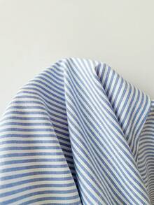 SHEIN EZwear 女款藍色圓領蘑菇鈕扣藍白條紋拼接白色蕾絲飾邊休閒優雅時尚襯衫 - 藍色 - 查看 4