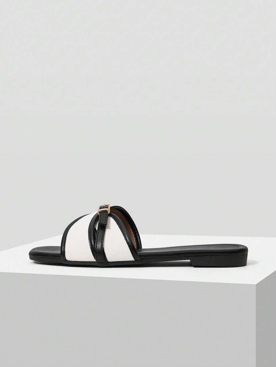 MOTF LADIES SWEET COLOUR MATCHING BUCKLE BLACK FLAT SANDALS - Black - View 2