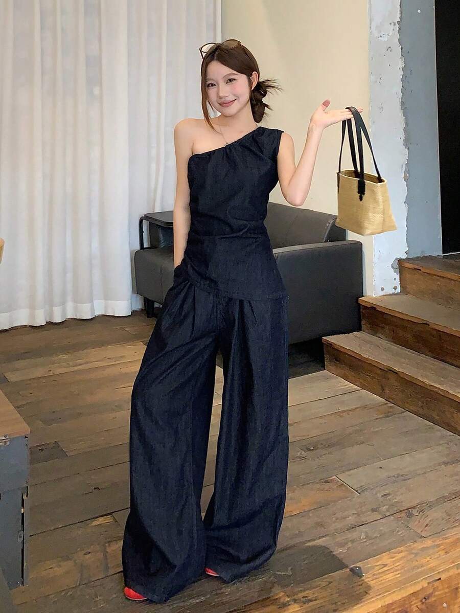 DAZY 女款夏季休閒街頭風單肩上衣與牛仔褲套裝，可愛日常白天穿搭，海軍藍，適合日場派對 - 白色 - 查看 1