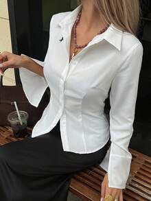 DAZY Blouse femme slim fit unie, col rabattu, manches longues à poignets évasés, taille cintrée, style décontracté, nouvelle collection automne - Blanc - Voir 3
