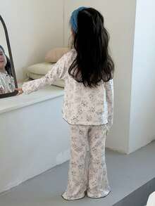 DAZY Setelan 2 potong Atasan Kasual Lengan Panjang Berkerah Bulat Motif Bunga + Celana Flare untuk Anak Perempuan, Pakaian Santai Musim Gugur - Putih - View 5