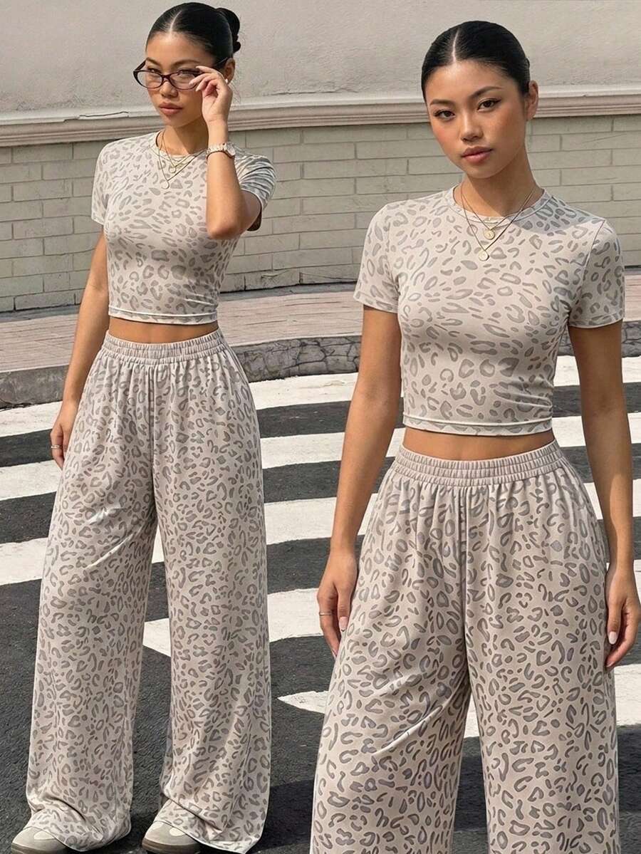 SHEIN Teen Girls 2pcs/Set Set Teen Short Sleeve & Long Pants Outfit, Bow Ribbon Pink/Summer, Sports & Commuting, Outfits, Beach, Boho, Concert, Gym - Multicolor - View 1