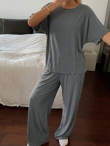 DAZY 2件組極簡純色寬鬆短袖T恤與直筒長款睡褲套裝，夏季女款居家休閒服 - 深灰色 - 查看 3