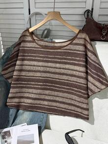 Comfortcana Kaos Ukuran Besar Motif Garis-Garis Warna-warni Gaya Bohemian Musim Semi/Panas dengan Kerah Asimetris dan Bahu Terbuka, Lengan Pendek - Coklat - View 4