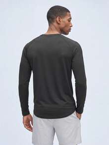 Nelvento Soul Men Black Letter Graphic Raglan Sleeve Sports Tee,Summer Athleisure Gym Workout Tops,Long Sleeve Breathable Fitted Crew Neck Compression T-Shirt - Black - View 2