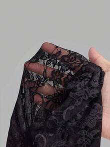 SHEIN MOD 女款露肩蕾絲二合一喇叭袖長袖上衣 - 黑色 - 查看 6