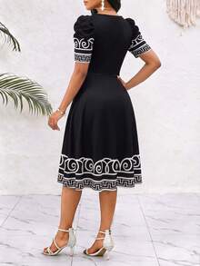 SHEIN Lady Women's Geometric Print Sweetheart Neckline Short Petal Sleeve Elegant Vintage 70s Retro Dress Wedding Party Night Bar Dinner Black And White Summer - Black and White - View 2
