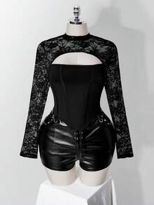 SHEIN ICON 女款大尺碼復古性感千禧風Y2K都市現代前衛大膽時尚個性蕾絲拼接鏤空黑色T恤 - 黑色 - 查看 3