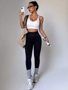 SHEIN Dewbera Women's Fashion Elastic Solid Color Sports Bra And Leggings Workout Set - Multicolor - View 5