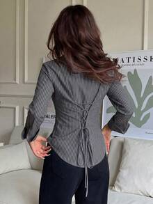 SHEIN EZwear 女款休閒條紋長袖收腰襯衫，適合通勤、約會、派對、秋季/冬季、夏季、婚禮、海灘、畢業典禮，優雅休閒，適合日常通勤、外出、Y2K、音樂節、假期、返校穿搭 - 彩色 - 查看 2