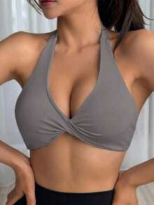 DAZY Solid Color Twist Front Racerback Sports Bra For Women - Grey - View 3
