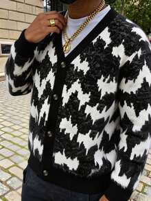 GALLERY FADE Men's Contrast Color Long Sleeve Single-Breasted Casual Knit Cardigan - Black and White - View 3