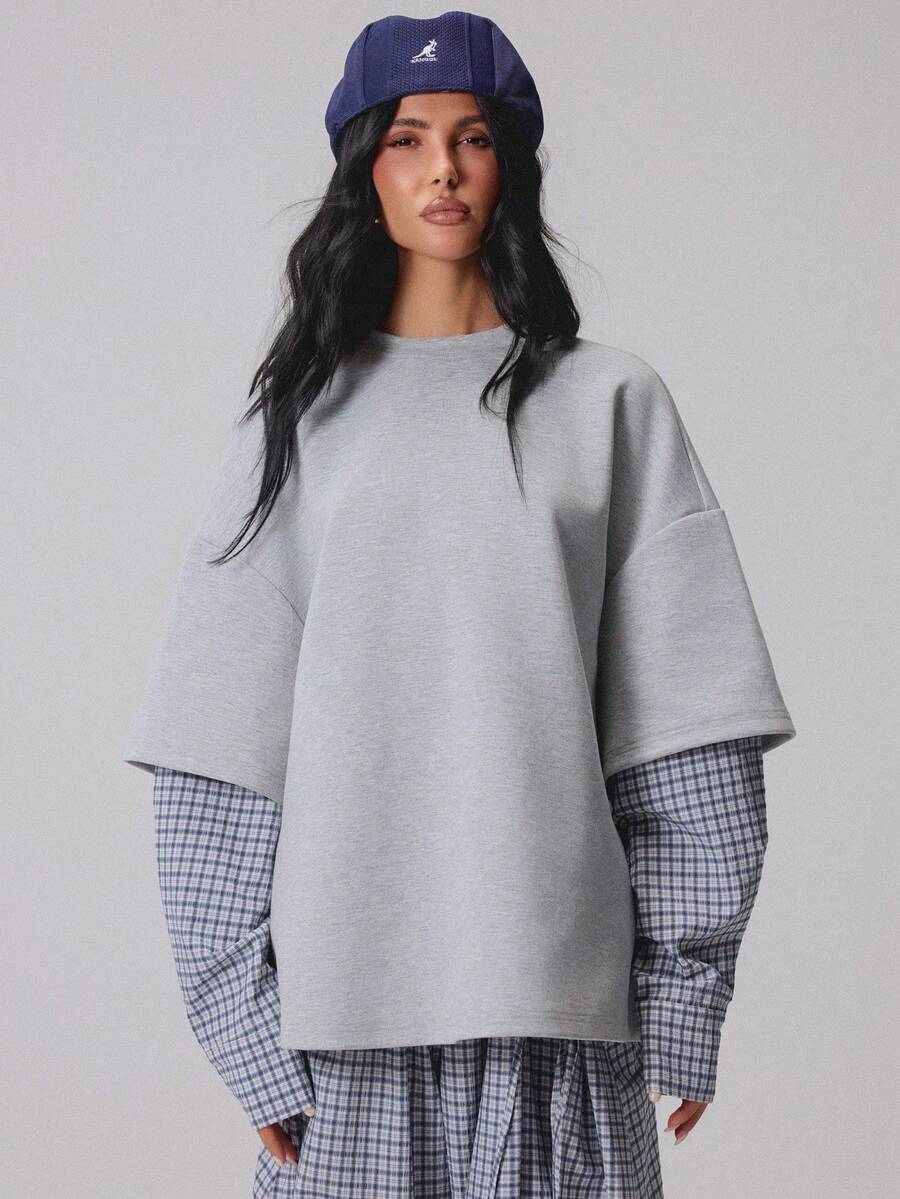 MISSGUIDED 寬鬆圓領衛衣與迷你短褲套裝,附分層格紋襯衫袖與抽象印花 - 白色 - 查看 1