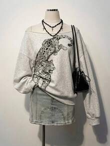 SHEIN EZwear 女款休閒露肩寬鬆衛衣，虎紋印花，女款秋冬服飾，Y2K服飾，街頭風，街頭風格，適合日常通勤、約會、派對、秋冬、夏季、派對、婚禮、海灘、畢業典禮、優雅、休閒、外出、Y2K、音樂節穿搭、度假服飾、返校服飾 - 彩色 - 查看 3