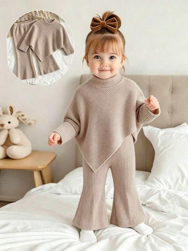 SHEIN Playful Pals Infant Girls' Spring/Autumn/Winter Casual T-Shirt Set, Design-Inspired Asymmetrical Pullover High-Neck Knitted Ribbed Brushed Fabric Khaki Solid Color Long Sleeve T-Shirt Top Paired With Khaki Casual Flared Pants, 2-Piece Set, Suitable For Spring/Autumn/Winter, Cute Childlike Simple Comfortable Outfit For Outings, Travel, Vacation And Party Wear