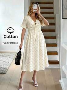 SHEIN LUNE 100%纯棉白色印花V领A字中长连衣裙，适合休闲度假、法式度假、波西米亚风、休闲通勤、复古风格、春夏穿着。 - 杏色 - 查看 5