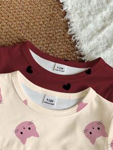 SHEIN Vintaside Kids 4件組女嬰卡通印花T恤與長褲套裝 拍照用 黑色米白色 秋季可愛 Daddy's Girl - 彩色 - 查看 3