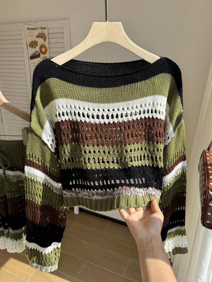 Comfortcana Setelan Sweater Rajut Berongga Warna Blok Putih dan Hijau Ukuran Besar dan Celana Pendek untuk Liburan Formal Musim Gugur Gaya Vintage 1920-an - MultiWarna - View 1