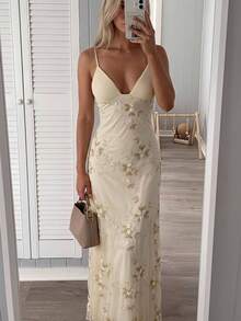 Aloruh Women's White Floral Elegant Party Maxi Dress, Deep V Ruched Bust Embroidered Fitted Waist Summer Wedding Guest Dress Island Vacation Outfits - Apricot - View 10