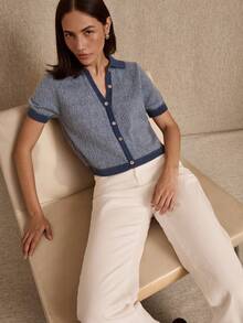 lacRébo Light Blue Short Sleeve Knit Top With Navy Collar And Hem, Casual - Blue - View 3