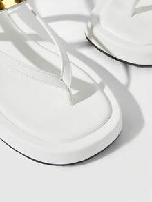HighSole 女款舒適休閒厚底綁帶方頭夏季日常通勤極簡白色夾腳厚底涼鞋 - 白色 - 查看 4