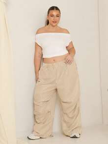 Lele Munniz Atasan Crop Top Wanita Ukuran Besar Musim Panas Warna Polos Berkerut Model Off-Shoulder Slim Warna Putih Kasual - Putih - View 3