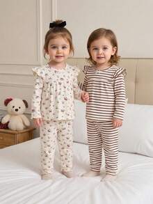 SHEIN Vintaside Kids 4件組女嬰休閒可愛花卉印花與經典條紋長袖上衣褲子套裝，適合春夏秋冬、室內、戶外、度假、旅行、假日、日常穿著 - 彩色 - 查看 10