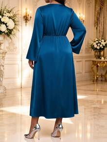 Fleurora Plus Size Women's Solid Color V-Neck Metal Decor Pleated Casual Party Dress - Teal Blue - View 2
