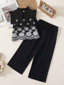 SHEIN Elladie kids 2件組女孩夏季新款圓領後背水滴造型藍色蝴蝶結仿刺繡印花布料飄逸袖荷葉邊前領結裝飾上衣休閒直筒短褲極簡復古時尚套裝 - 黑色 - 查看 3
