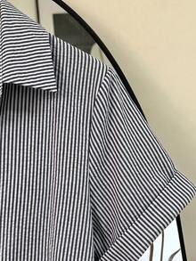 SHEIN Franclia 女款條紋單排扣休閒百搭日常外出襯衫 - 黑色 - 查看 4
