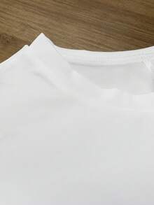 GlowEve CURVE Plus Size Summer Button Decor Round Neck Batwing Sleeve T-Shirt - White - View 7