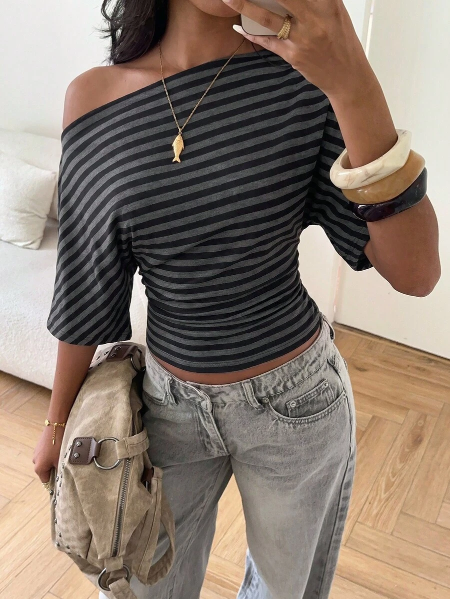 Aloruh Asymmetrical Shoulder Loose Top With Ruched Waist, Minimalist Basic T-Shirt - Black - View 1