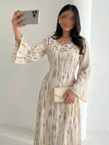 Yasmyna 女士春夏数码印花拼接水溶蕾丝渐变系带A字长袖优雅浪漫阿拉伯风连衣裙 - 彩色 - 查看 5