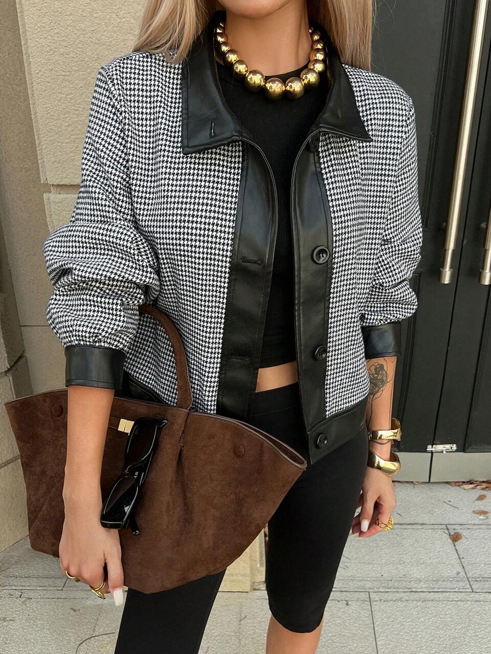 Women's Regular Fit Elegant Commuter Office Jacket, Autumn Lapel Long Sleeve Black & White Houndstooth PU Leather Spliced Cropped Blazer