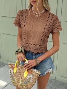 SHEIN Frenchy Kaos Kasual Liburan Warna Polos dengan Patchwork Renda - Coklat - View 5