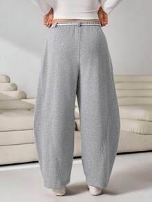Solflare Casual Versatile Grey Curved Leg Plus Size Sweatpants - Light Grey - View 2