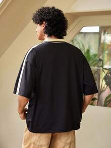 Whitmere Men's Patchwork Vintage Pattern T-Shirt With Special Character Print, Suitable For Daily Wear - Black - View 2