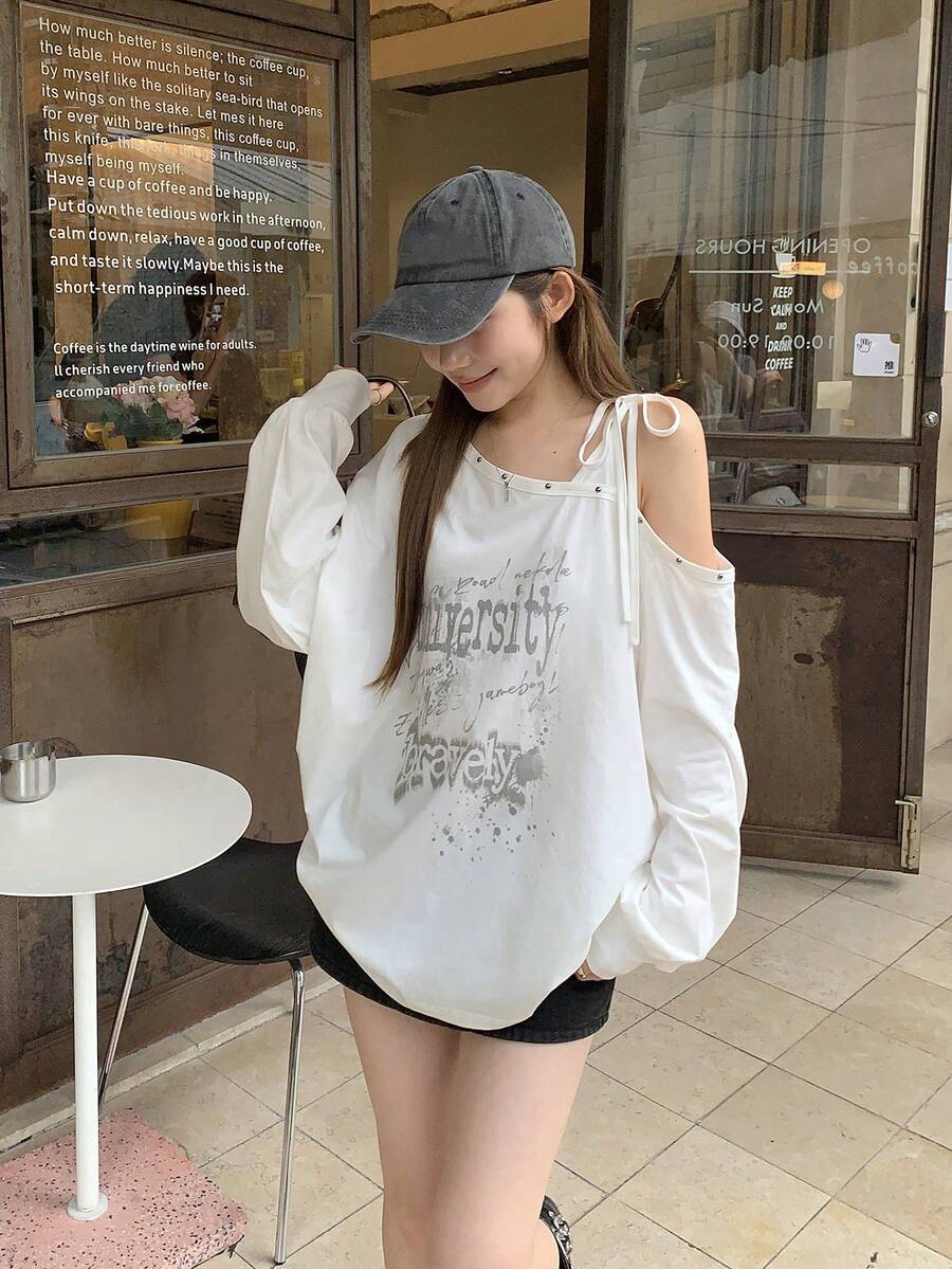 DAZY Kaos Wanita Model Bahu Asimetris Gaya Korea Musim Semi/Panas, Kaos Grafis Lucu, Atasan Longgar untuk Wanita - Putih - View 1
