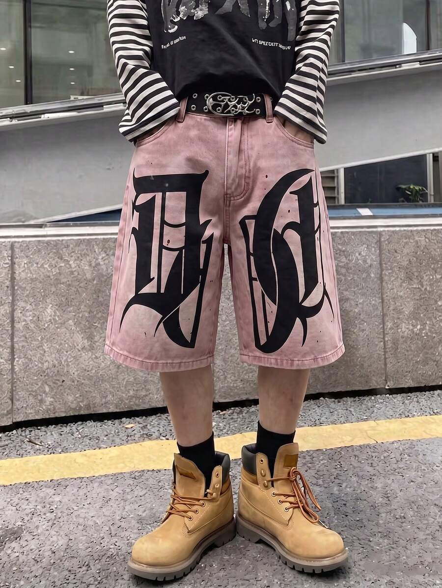 Manfinity Roghcode 男士休閒日常牛仔短褲,附口袋、鈕扣與字母圖案 - 粉色 - 查看 1