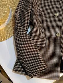 Trelyra Round Neck Solid Color Metal Button Decor Hem Patchwork Commuter Blazer - Multicolor - View 5