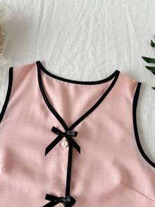 SHEIN Sparklyn ChillGRL 青少女 2件組淺粉色夏季可愛度假款無袖上衣與短褲套裝，圓領開襟衫配蝴蝶結鈕扣 - 粉色 - 查看 4