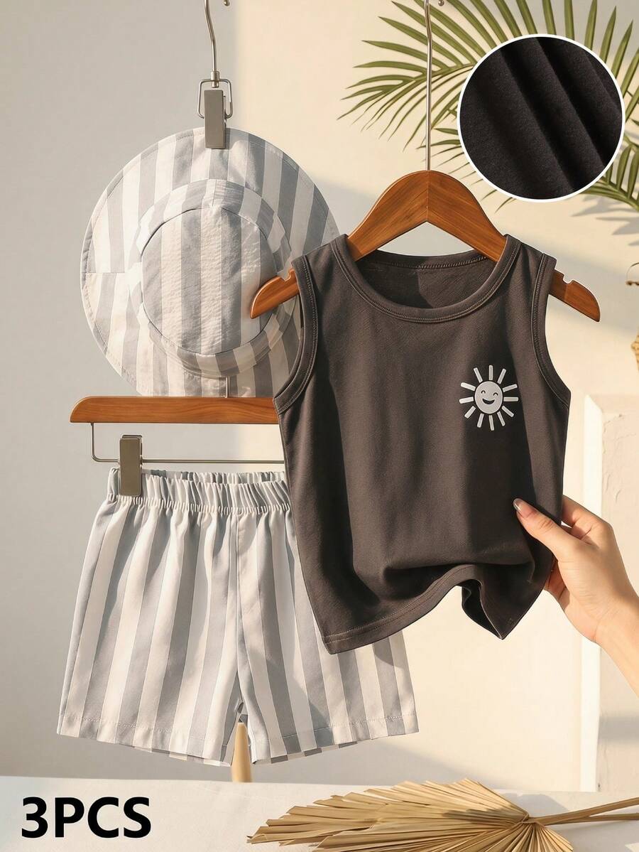SHEIN Playful Pals 3件組 嬰幼兒男童夏季套裝 深灰色卡通背心 條紋沙灘短褲 & 帽子 休閒熱帶度假男童服裝套裝