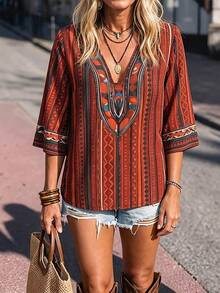 SHEIN LilyWest Blusa casual de mujer estilo campestre para verano, uso diario, vacaciones y playa, con cuello en V, manga 3/4 acampanada, diseño pullover, estampado de rayas verticales geométricas en rojo, marrón y azul en contraste - Multicolor - Ver 4