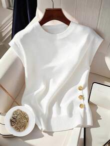 GlowEve CURVE Plus Size Summer Button Decor Round Neck Batwing Sleeve T-Shirt - White - View 1
